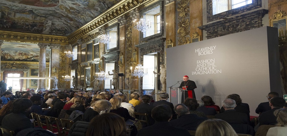 Moda y amén: el Vaticano se alía con el Metropolitan de Nueva York