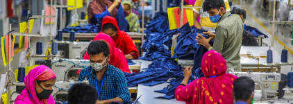 La OIT exige transparencia en las negociaciones salariales del textil en Bangladesh 