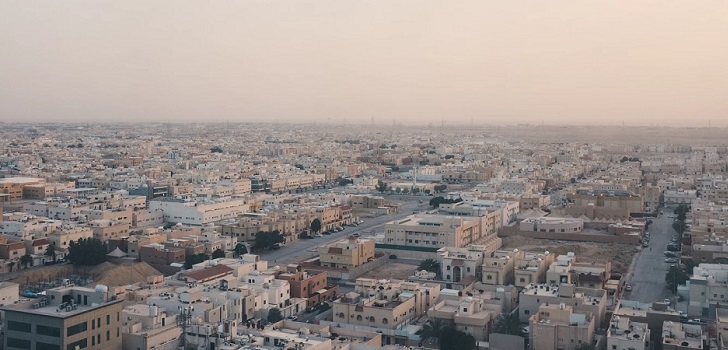 Arabia Saudí y Emiratos Árabes Únidos implantan el IVA en 2018