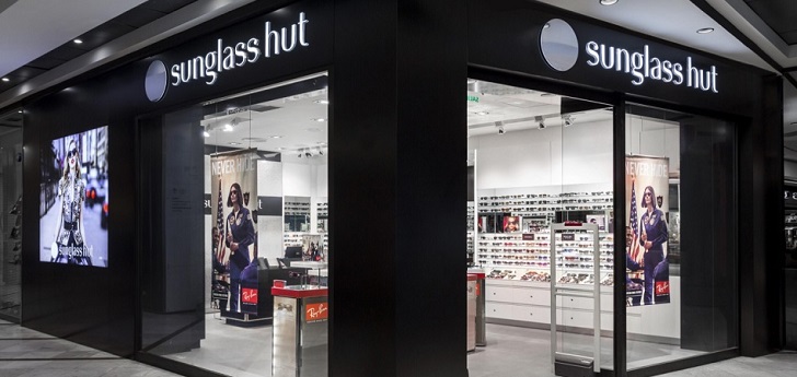 Sunglass Hut abre en Santiago y roza los 140 puntos de venta en España