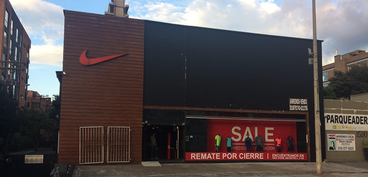 Nike lleva su reestructuración a Colombia: cierra su ‘flagship’ de Bogotá 