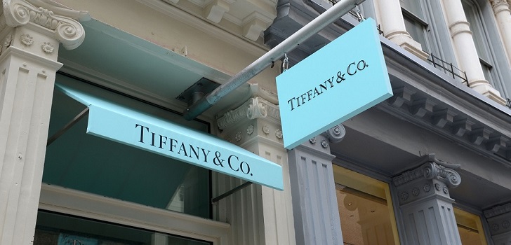 Tiffany renueva su acuerdo de óptica con Luxottica hasta 2027