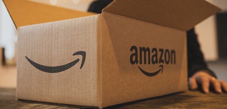 Amazon destrona a Walmart y se corona rey de la distribución de moda en Estados Unidos
