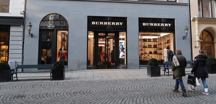 Burberry obtiene un préstamo de 360 millones de euros dedicado a objetivos sostenibles 