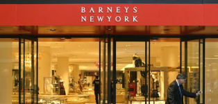 Preacuerdo en Barneys: Authentic Brands y la financiera B. Riley ofrecen 271 millones