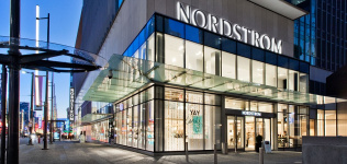 Nordstrom gana un 23% más en 2017 y eleva sus ventas un 4%