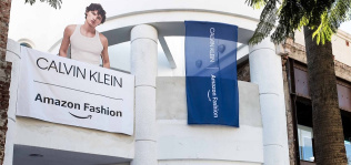 Calvin Klein se alía con Amazon y abre ‘pop ups’