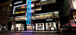 Adidas cerrará 160 tiendas en Rusia en 2017 pese a la mejora de sus resultados en el país